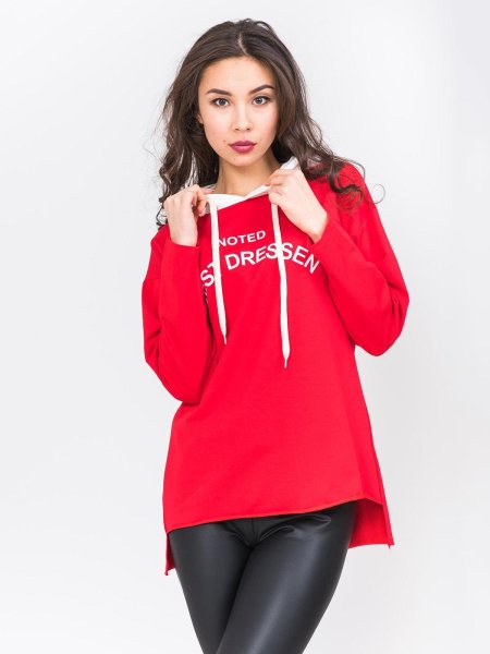 Красная кофта