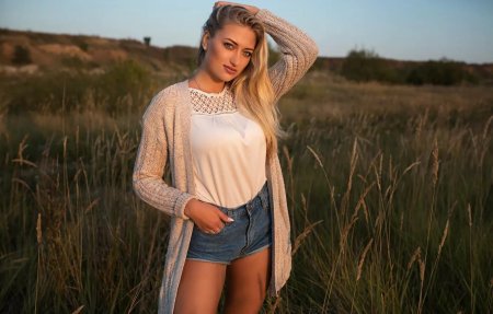 Karina Tikhonovskaya Карина Тихоновская