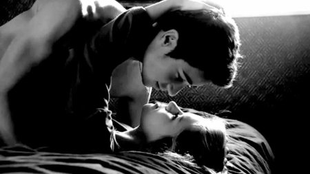 Страстные поцелуи