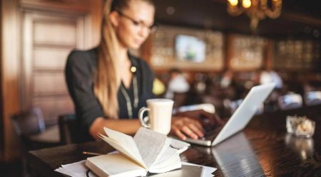 Успешная девушка