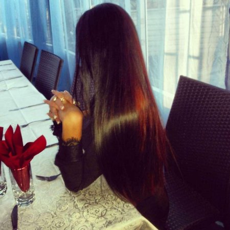 Брюнетки с длинными волосами