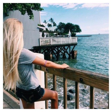 Красивые девушки блондинки со спины