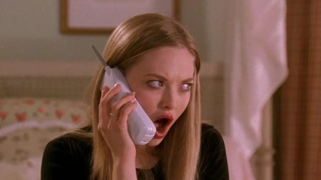 Блондинка закатила глаза