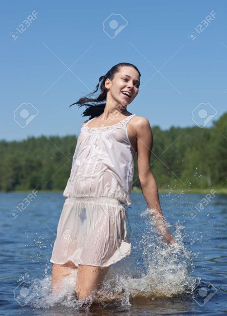 Мокрое платье