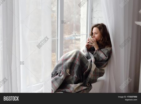 Женщина в пледе