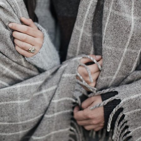 Теплые объятия