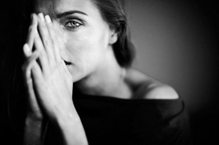 Женщина разочарована