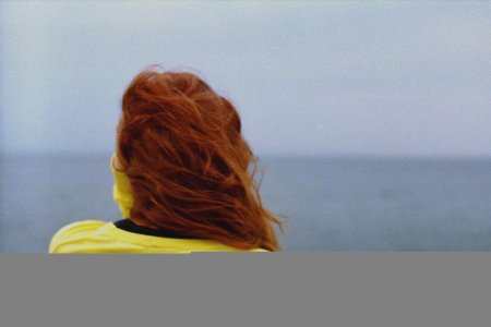 Рыжая со спины