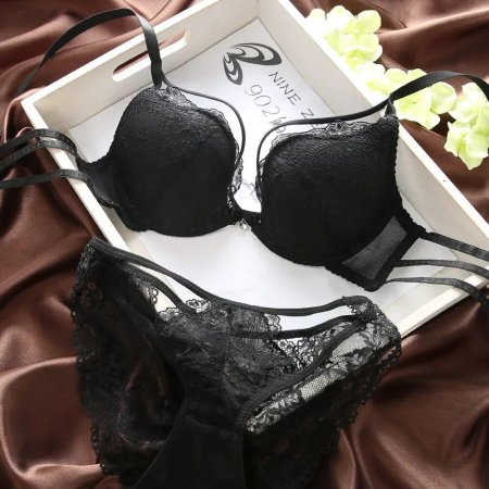 Комплект белья с пуш ап