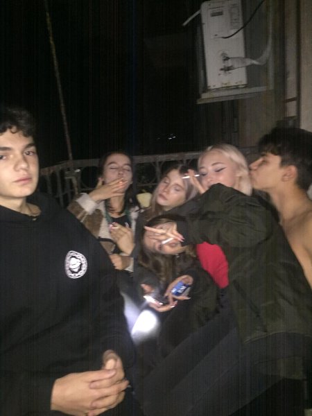 Несовершеннолетние на вписке