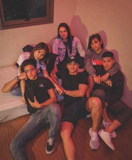 Компания друзей