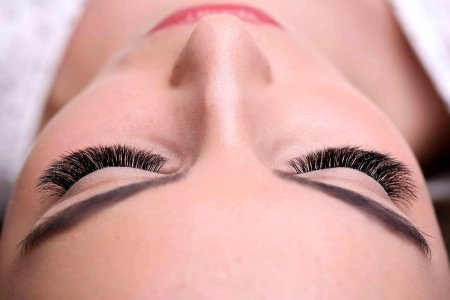 Нарощенные ресницы