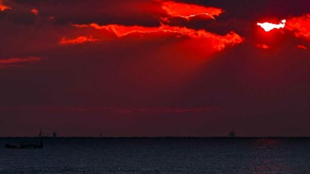 Красный закат