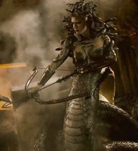 Наталья Водянова медуза Горгона