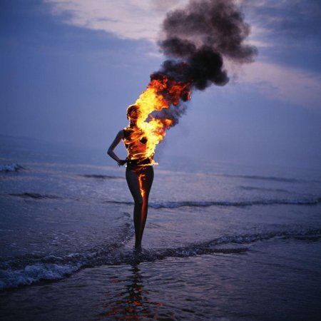 Тело в огне