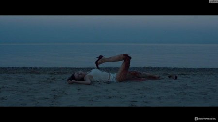 It follows (Дэвид Роберт Митчелл, 2014)