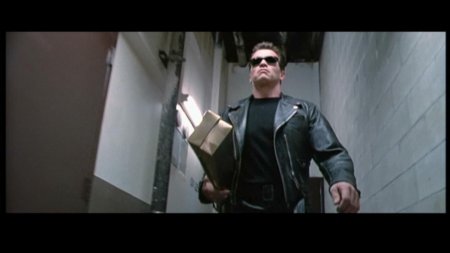 Арнольд Шварценеггер Терминатор с дробовиком