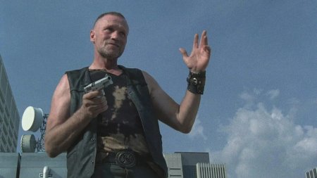 Майкл Рукер Ходячие мертвецы