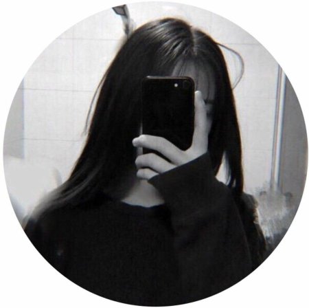 Девушка в черном без лица