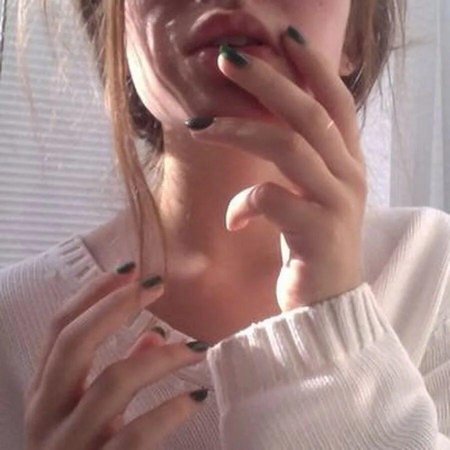 Пол лица девушки