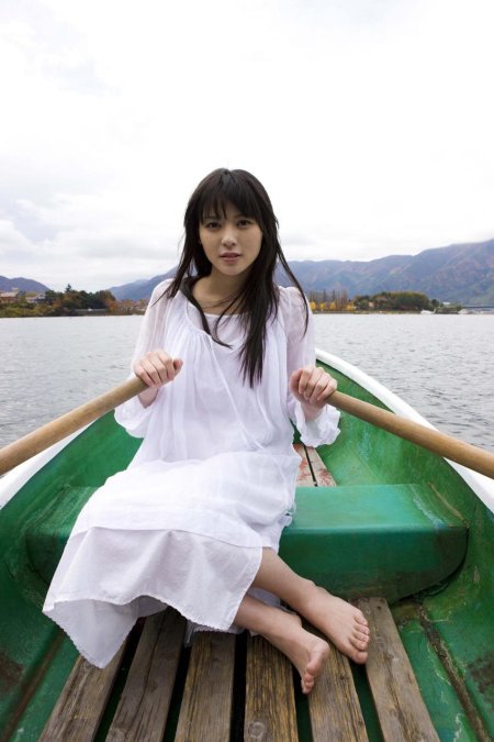 Босые японские девушки