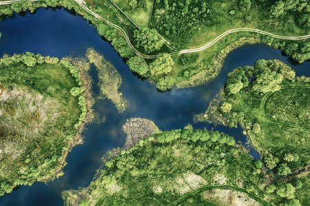 Озеро вид сверху