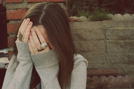 Красивые девушки с закрытым лицом