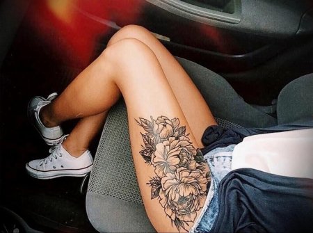 Тату на ноге