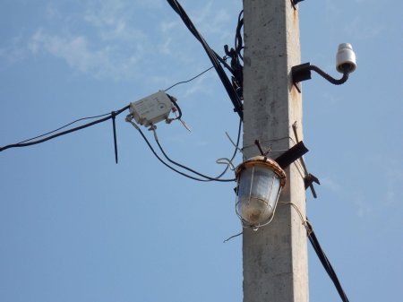 Счётчик электроэнергии с пультом на столбе 2021миртек