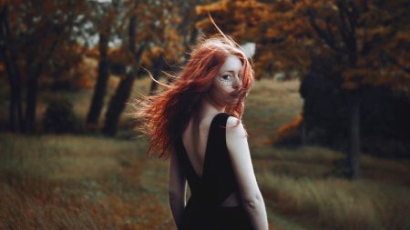 Рыжеволосая Катрин кюн