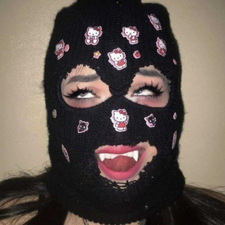 Балаклава с Хеллоу Китти