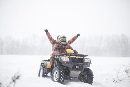 Зимний квадроцикл
