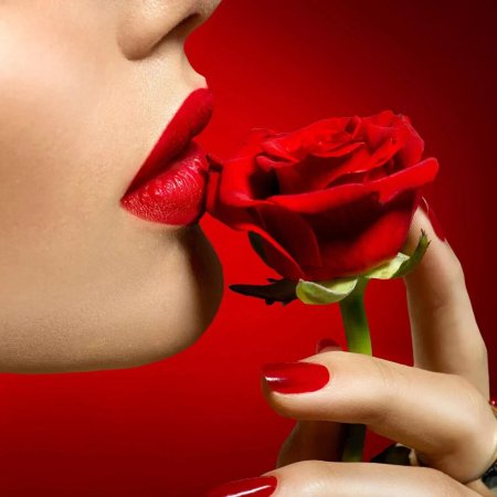 Красные губы