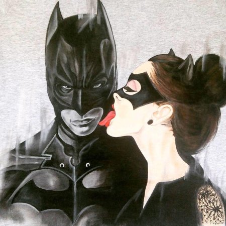 Бэтмен и женщина кошка поцелуй