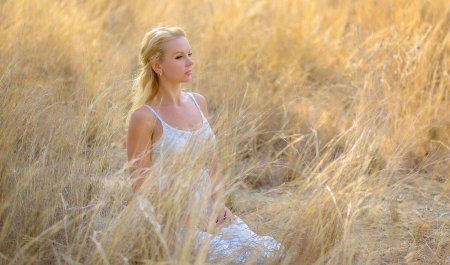 Фотосессия в поле