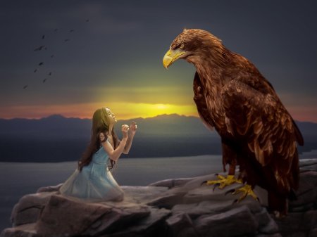 Девушка с орлом