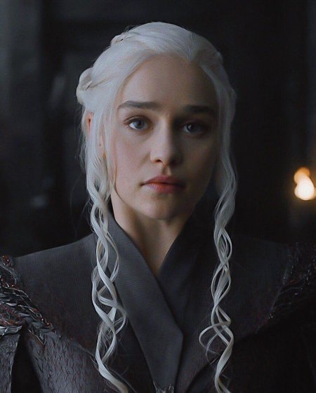 Эмилия Кларк