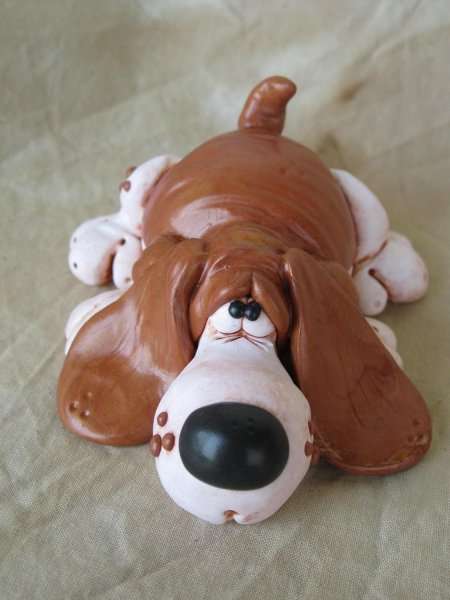 Фигурки собак из глины