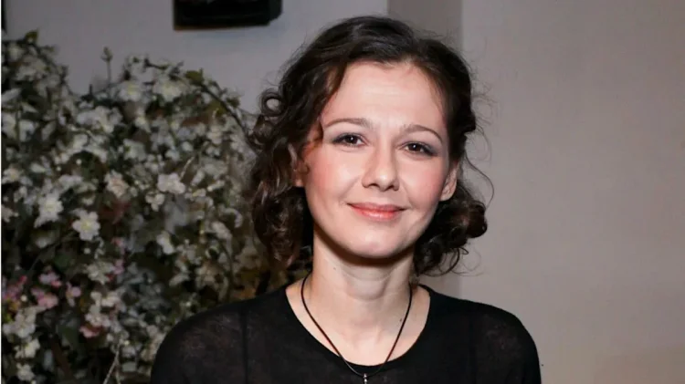 Полный разбор карьеры Полиной Агуреевой: от дебюта до звезд